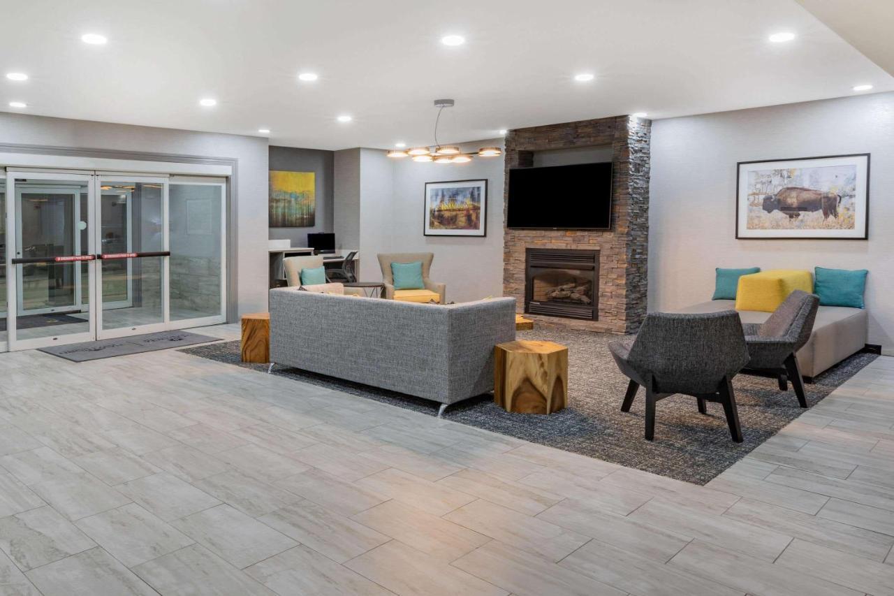 La Quinta Inn & Suites By Wyndham Ardmore Extérieur photo