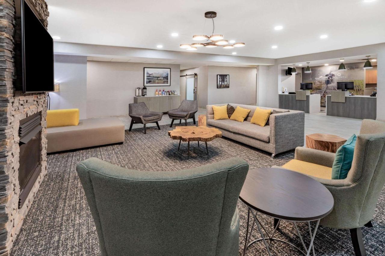 La Quinta Inn & Suites By Wyndham Ardmore Extérieur photo